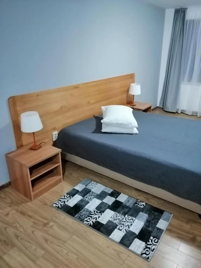 Caransebeș Cazare | Pensiune (K1457-13) Imaginea poate fi supusă drepturilor de autor. Se recomandă contactarea titularului drepturilor.