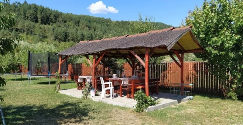 Praid Cazare | Pensiune (K0140-28) Imaginea poate fi supusă drepturilor de autor. Se recomandă contactarea titularului drepturilor.