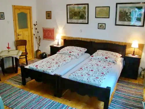 Rimetea Cazare | Pensiune (K0547-20) Imaginea poate fi supusă drepturilor de autor. Se recomandă contactarea titularului drepturilor.