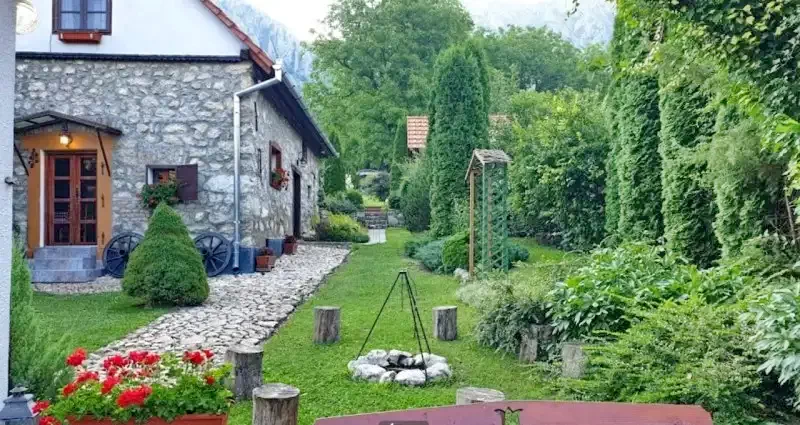 Torockó Szállás | Panzió (K0547-38) A kép szerzői jogvédelem alatt állhat. Javasolt a kapcsolatfelvétel a jog tulajdonossal.