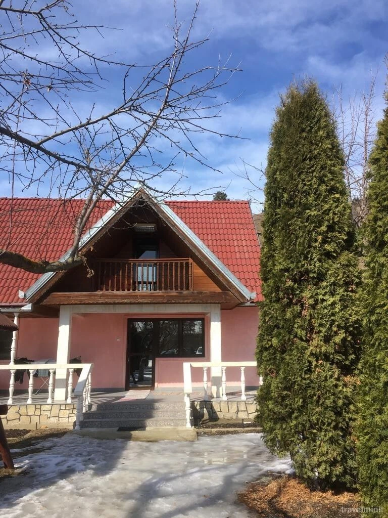 Vălenii de Munte Cazare | Casă de oaspeți (K0579-4) Imaginea poate fi supusă drepturilor de autor. Se recomandă contactarea titularului drepturilor.