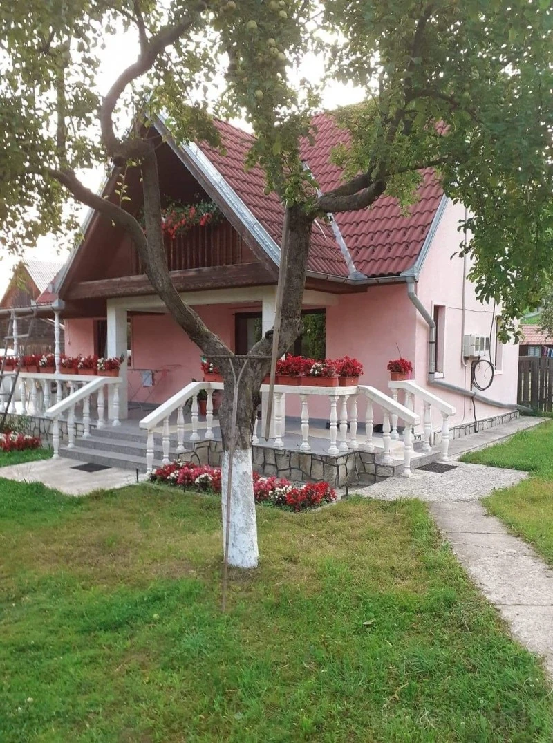 Vălenii de Munte Cazare | Casă de oaspeți (K0579-10) Imaginea poate fi supusă drepturilor de autor. Se recomandă contactarea titularului drepturilor.