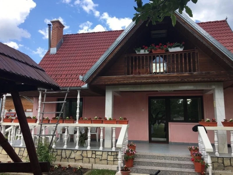 Vălenii de Munte Cazare | Casă de oaspeți (K0579-15) Imaginea poate fi supusă drepturilor de autor. Se recomandă contactarea titularului drepturilor.