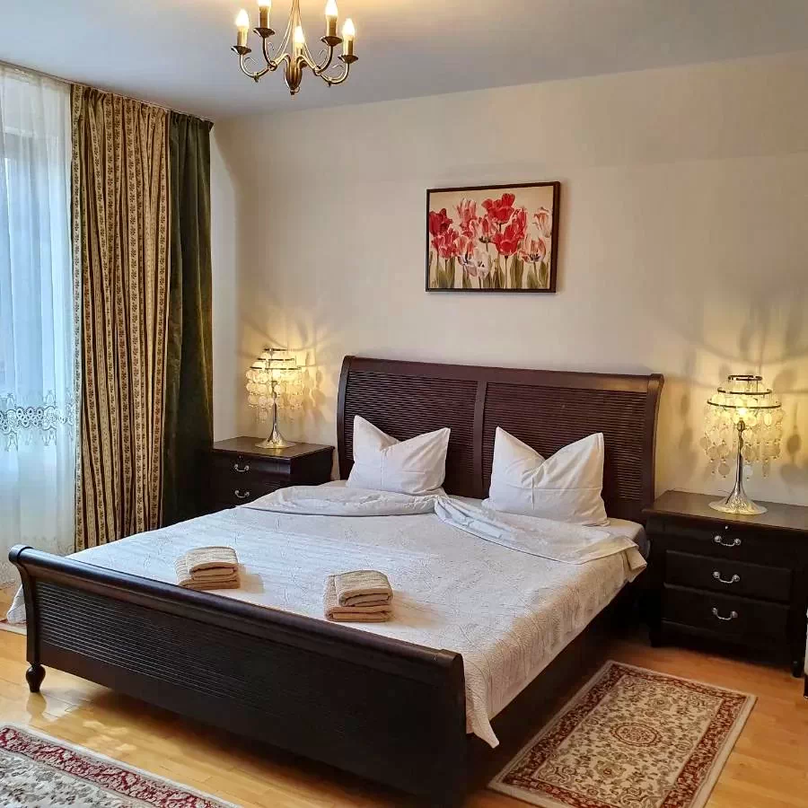 Oradea Cazare | Casă de oaspeți (K0686-18) Imaginea poate fi supusă drepturilor de autor. Se recomandă contactarea titularului drepturilor.