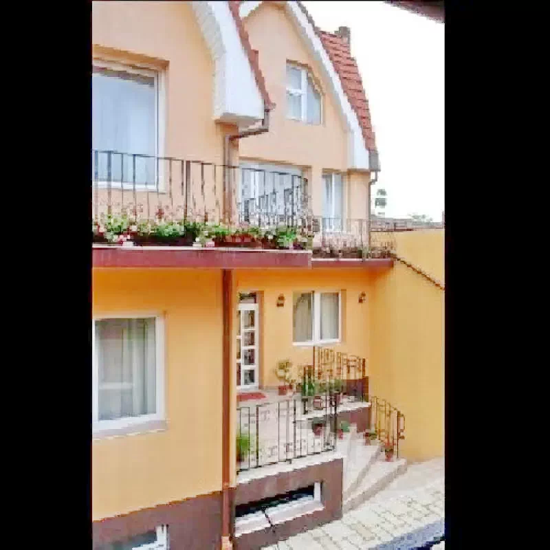 Nagyvárad Szállás | Panzió (K0957-12) A kép szerzői jogvédelem alatt állhat. Javasolt a kapcsolatfelvétel a jog tulajdonossal.