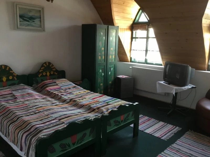 Nagyvárad Szállás | Panzió (K0952-8) A kép szerzői jogvédelem alatt állhat. Javasolt a kapcsolatfelvétel a jog tulajdonossal.