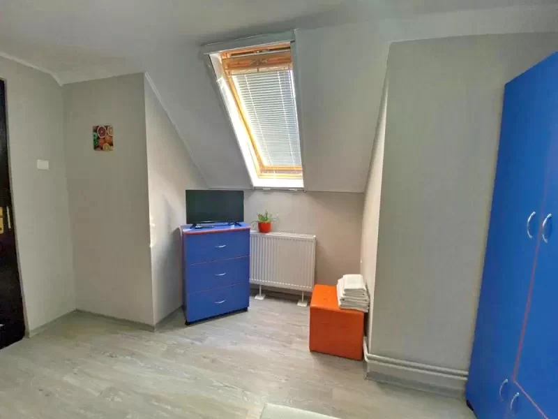 Sovata Cazare | Casă de oaspeți (K1414-23) Imaginea poate fi supusă drepturilor de autor. Se recomandă contactarea titularului drepturilor.