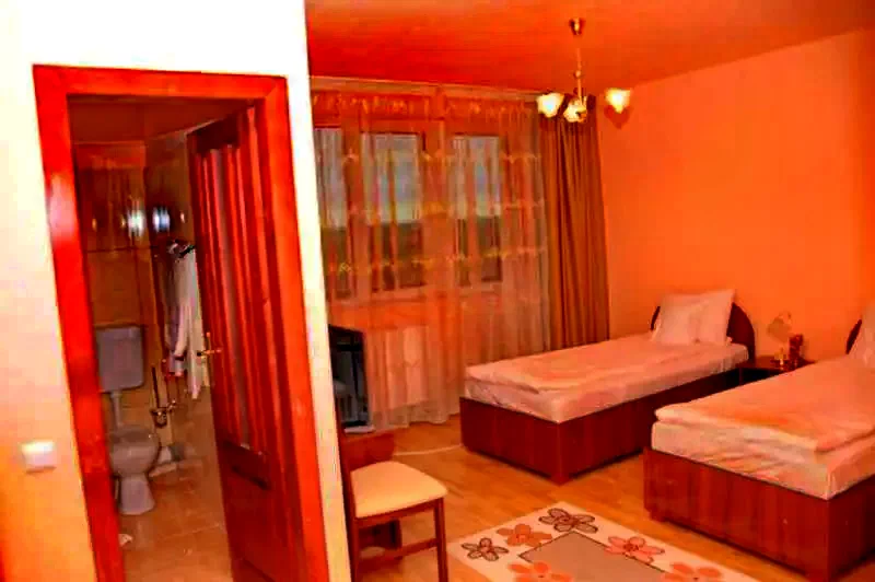 Sânmartin Cazare | Motel (K0956-12) Imaginea poate fi supusă drepturilor de autor. Se recomandă contactarea titularului drepturilor.