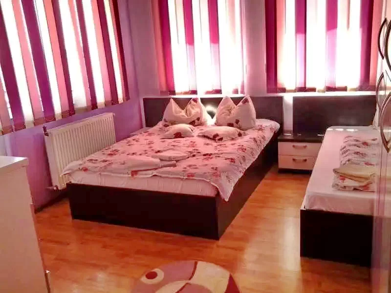 Sânmartin Cazare | Motel (K0956-20) Imaginea poate fi supusă drepturilor de autor. Se recomandă contactarea titularului drepturilor.