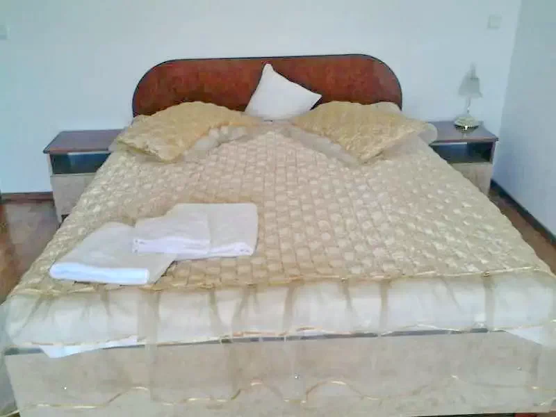 Sânmartin Cazare | Motel (K0956-24) Imaginea poate fi supusă drepturilor de autor. Se recomandă contactarea titularului drepturilor.