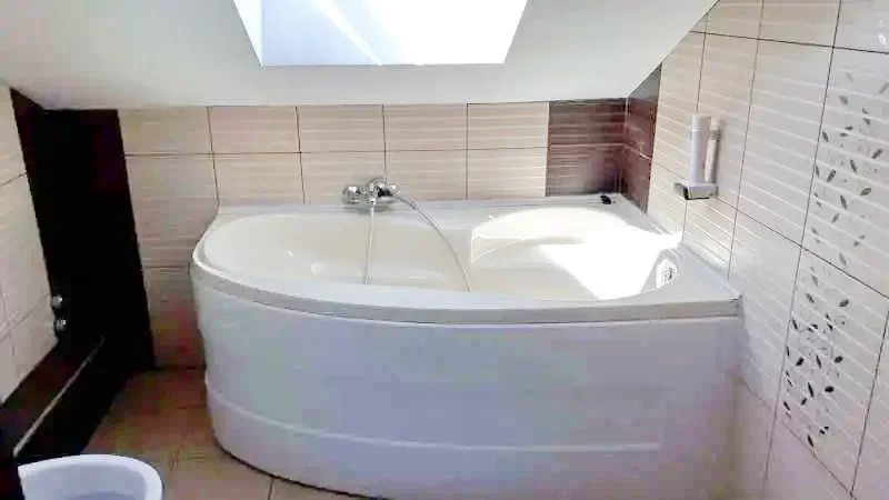 Sânmartin Cazare | Motel (K0956-34) Imaginea poate fi supusă drepturilor de autor. Se recomandă contactarea titularului drepturilor.