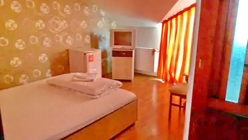 Váradszentmárton Szállás | Motel (K0956-37) A kép szerzői jogvédelem alatt állhat. Javasolt a kapcsolatfelvétel a jog tulajdonossal.