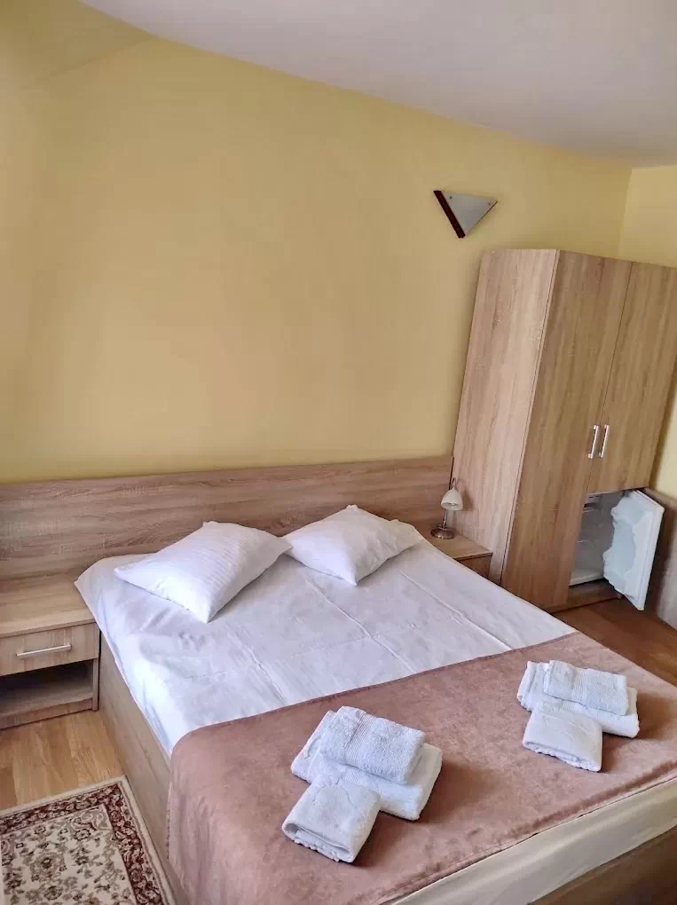 Félixfürdő Szállás | Panzió (K0034-12) A kép szerzői jogvédelem alatt állhat. Javasolt a kapcsolatfelvétel a jog tulajdonossal.