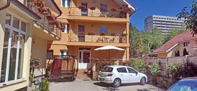Băile Felix Cazare | Pensiune (K0034-18) Imaginea poate fi supusă drepturilor de autor. Se recomandă contactarea titularului drepturilor.