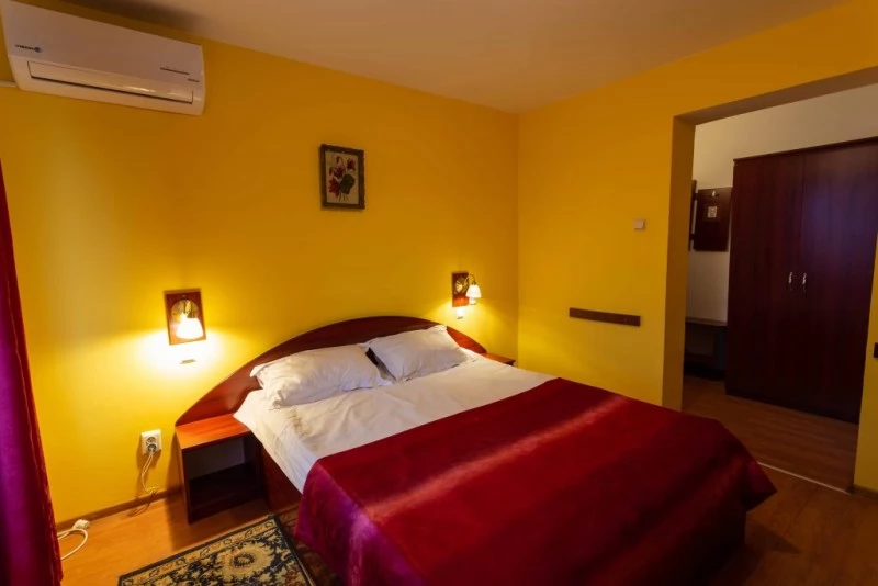 Szállás Băile 1 Mai - Casa Porojan ***  | Május 1 Fürdő - Püspökfürdő - Casa Porojan ***. A kép szerzői jogvédelem alatt állhat. Javasolt a kapcsolatfelvétel a jog tulajdonossal.