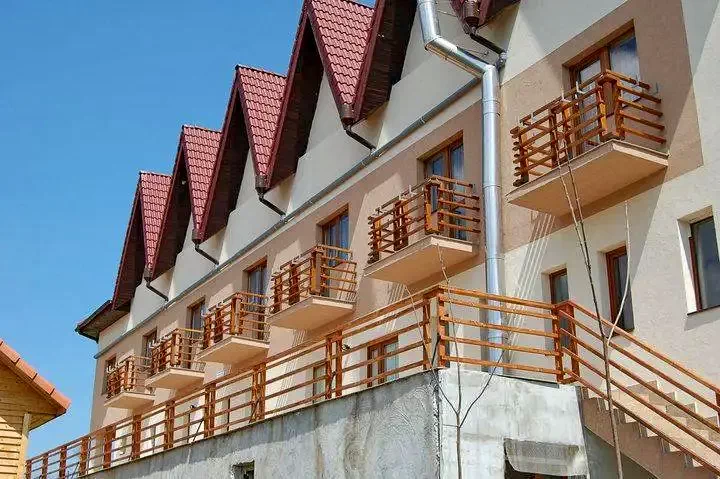 Petreștii de Sus Cazare | Pensiune (K0656-44) Imaginea poate fi supusă drepturilor de autor. Se recomandă contactarea titularului drepturilor.