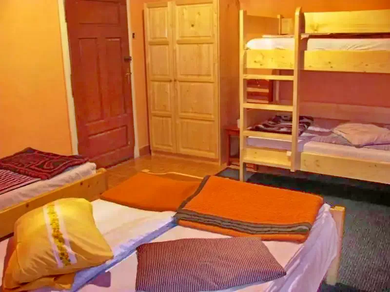 Szállás Băile Tușnad - Pensiunea Szurdok ** | Tusnádfürdő - Szurdok Panzió **. A kép szerzői jogvédelem alatt állhat. Javasolt a kapcsolatfelvétel a jog tulajdonossal.