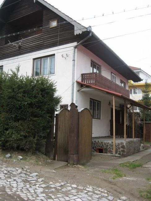 Băile Tușnad Cazare | Pensiune (K0415-10) Imaginea poate fi supusă drepturilor de autor. Se recomandă contactarea titularului drepturilor.