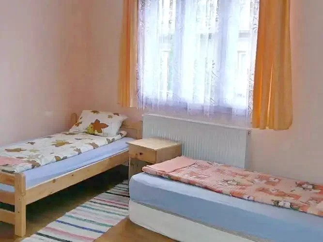 Szállás Kalotaszentkirály - Shalom Vendégház** | Sancraiu - Pensiunea Shalom**. A kép szerzői jogvédelem alatt állhat. Javasolt a kapcsolatfelvétel a jog tulajdonossal.