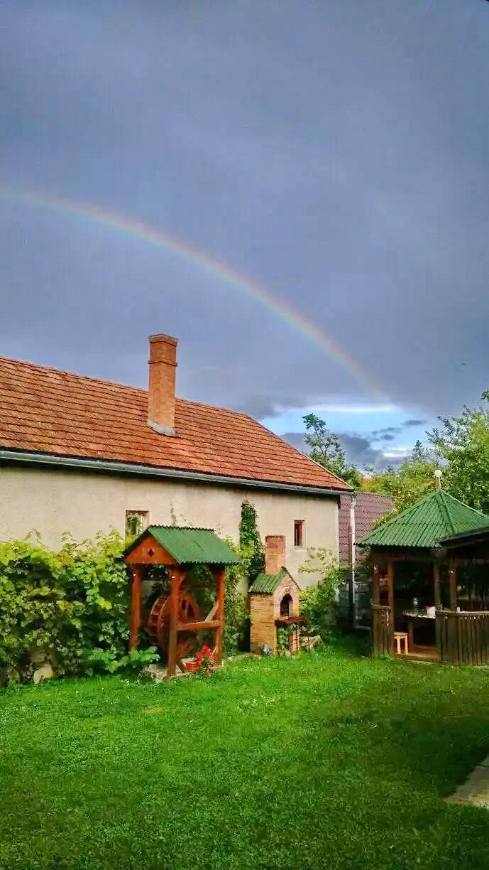 Szállás Kalotaszentkirály - Shalom Vendégház** | Sancraiu - Pensiunea Shalom**. A kép szerzői jogvédelem alatt állhat. Javasolt a kapcsolatfelvétel a jog tulajdonossal.
