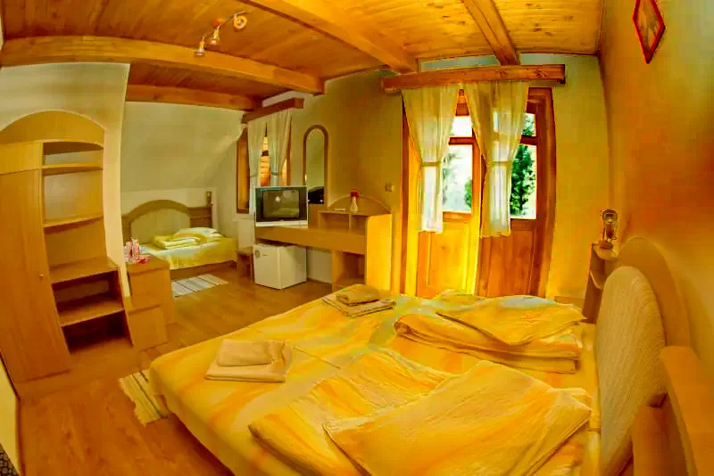 Băile Tușnad Cazare | Motel (K0584-1) Imaginea poate fi supusă drepturilor de autor. Se recomandă contactarea titularului drepturilor.