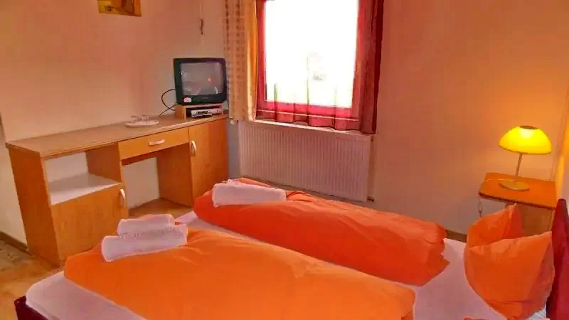 Szállás Băile Tusnad - Vila Maya *** | Tusnádfürdő - Maya Villa ***. A kép szerzői jogvédelem alatt állhat. Javasolt a kapcsolatfelvétel a jog tulajdonossal.