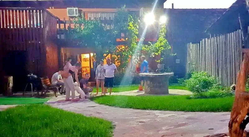 Tusnádfürdő Szállás | Kemping / turistapihenő (K0631-22) A kép szerzői jogvédelem alatt állhat. Javasolt a kapcsolatfelvétel a jog tulajdonossal.