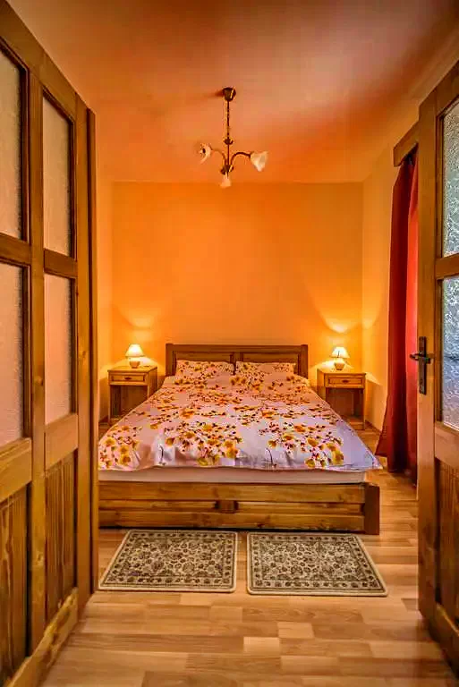 Băile Tușnad Cazare | Vila (K0687-10) Imaginea poate fi supusă drepturilor de autor. Se recomandă contactarea titularului drepturilor.
