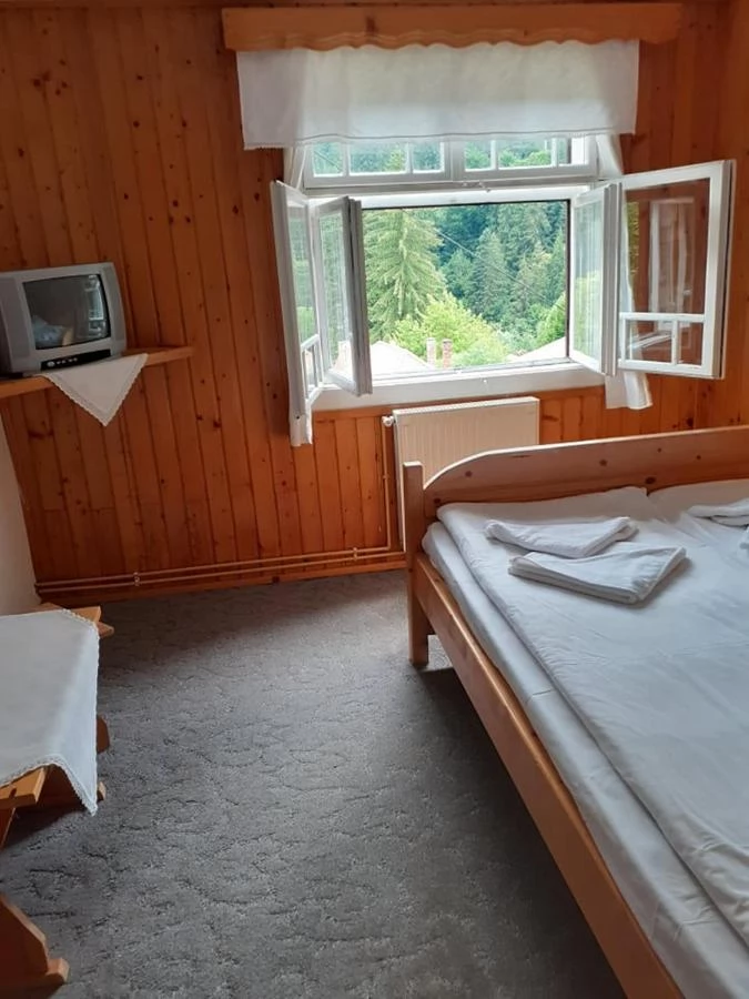 Szállás Băile Tușnad Vila Manyi *** | Tusnádfürdő - Manyi Villa ***. A kép szerzői jogvédelem alatt állhat. Javasolt a kapcsolatfelvétel a jog tulajdonossal.