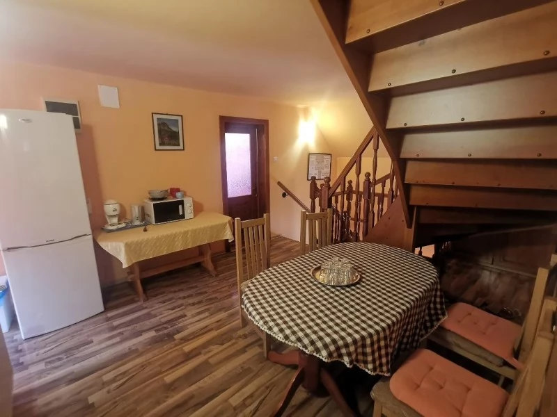Szállás Băile Tușnad - Casa de Oaspeți Viragh Ibolya | Tusnádfürdő - Virágh Ibolya Vendégház. A kép szerzői jogvédelem alatt állhat. Javasolt a kapcsolatfelvétel a jog tulajdonossal.
