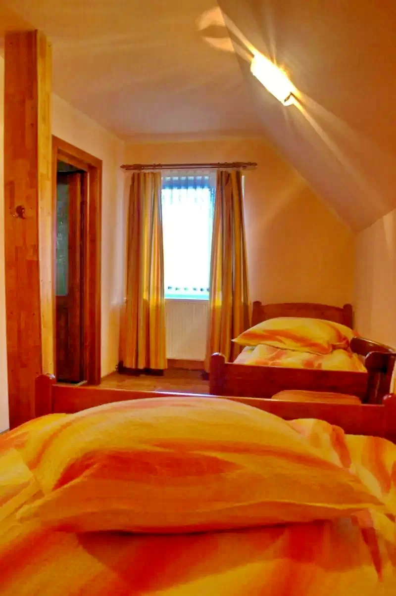 Szállás Băile Tușnad - Casa de Oaspeți Viragh Ibolya | Tusnádfürdő - Virágh Ibolya Vendégház. A kép szerzői jogvédelem alatt állhat. Javasolt a kapcsolatfelvétel a jog tulajdonossal.