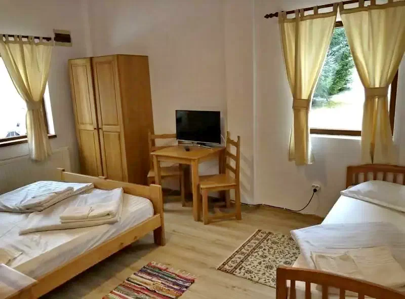 Tusnádfürdő Szállás | Villa (K1279-11) A kép szerzői jogvédelem alatt állhat. Javasolt a kapcsolatfelvétel a jog tulajdonossal.