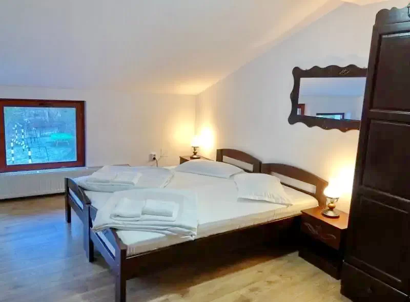 Tusnádfürdő Szállás | Villa (K1279-12) A kép szerzői jogvédelem alatt állhat. Javasolt a kapcsolatfelvétel a jog tulajdonossal.