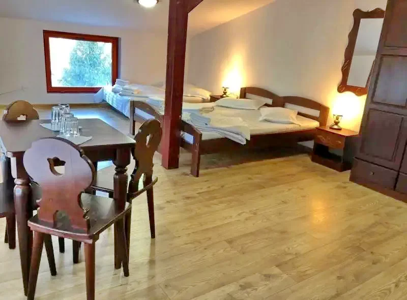 Tusnádfürdő Szállás | Villa (K1279-15) A kép szerzői jogvédelem alatt állhat. Javasolt a kapcsolatfelvétel a jog tulajdonossal.