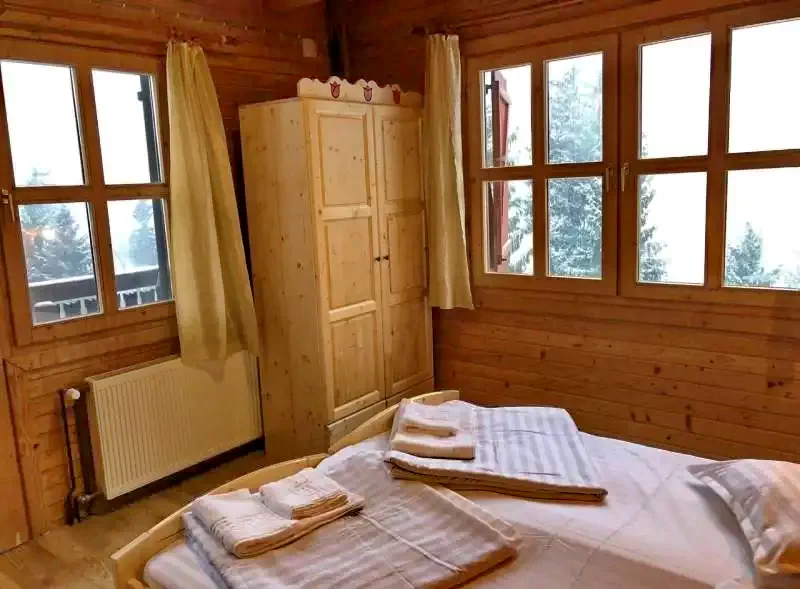 Tusnádfürdő Szállás | Villa (K1279-25) A kép szerzői jogvédelem alatt állhat. Javasolt a kapcsolatfelvétel a jog tulajdonossal.