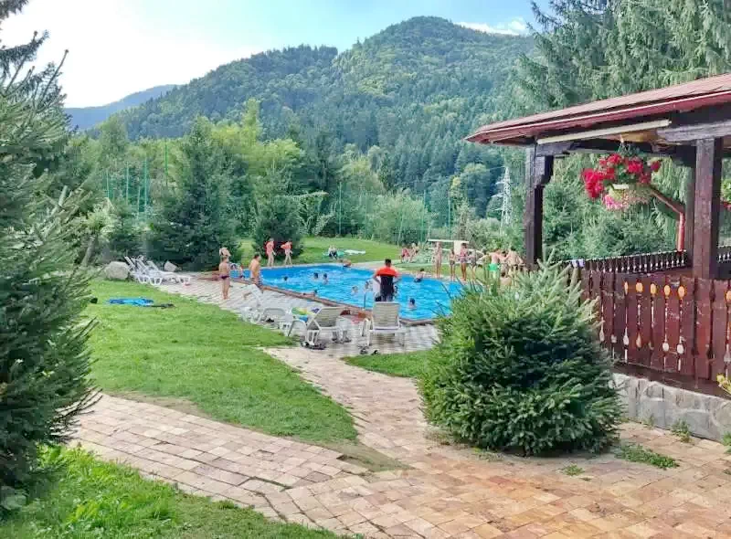 Băile Tușnad Cazare | Camping / Popas turistic (K1279-29) Imaginea poate fi supusă drepturilor de autor. Se recomandă contactarea titularului drepturilor.