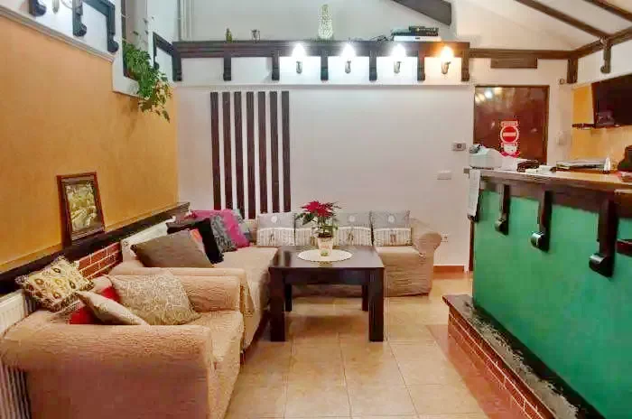 Tusnádfürdő Szállás | Turisztikai panzió (K1290-4) A kép szerzői jogvédelem alatt állhat. Javasolt a kapcsolatfelvétel a jog tulajdonossal.