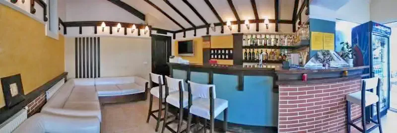 Tusnádfürdő Szállás | Turisztikai panzió (K1290-13) A kép szerzői jogvédelem alatt állhat. Javasolt a kapcsolatfelvétel a jog tulajdonossal.