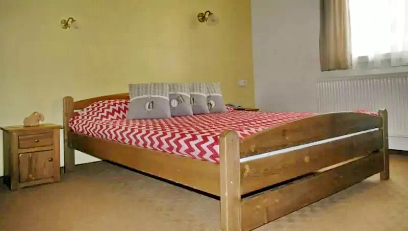 Băile Tușnad Cazare | Pensiune turistică (K1290-18) Imaginea poate fi supusă drepturilor de autor. Se recomandă contactarea titularului drepturilor.