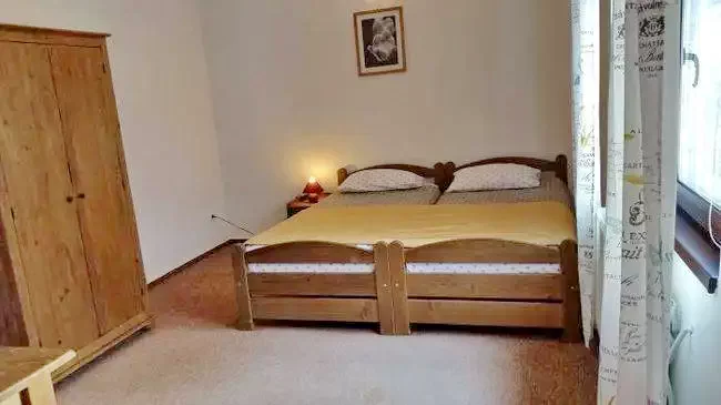 Băile Tușnad Cazare | Pensiune turistică (K1290-22) Imaginea poate fi supusă drepturilor de autor. Se recomandă contactarea titularului drepturilor.