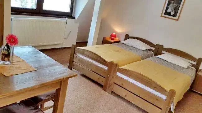 Băile Tușnad Cazare | Pensiune turistică (K1290-23) Imaginea poate fi supusă drepturilor de autor. Se recomandă contactarea titularului drepturilor.