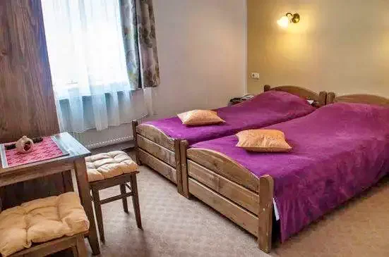 Tusnádfürdő Szállás | Turisztikai panzió (K1290-25) A kép szerzői jogvédelem alatt állhat. Javasolt a kapcsolatfelvétel a jog tulajdonossal.