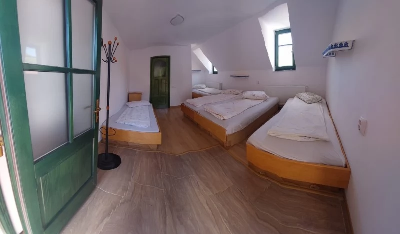 Szállás Rimetea - Centru de Tineret Casa Tóbiás | Torockó Tobiás ház, Brassai alapitványi szálló. A kép szerzői jogvédelem alatt állhat. Javasolt a kapcsolatfelvétel a jog tulajdonossal.