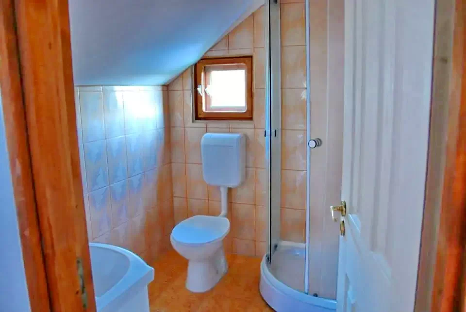 Szállás Rimetea - Centru de Tineret Casa Tóbiás | Torockó Tobiás ház, Brassai alapitványi szálló. A kép szerzői jogvédelem alatt állhat. Javasolt a kapcsolatfelvétel a jog tulajdonossal.