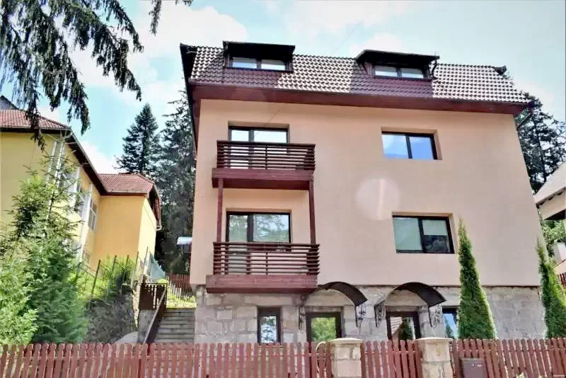 Băile Tușnad Cazare | Motel (K1291-5) Imaginea poate fi supusă drepturilor de autor. Se recomandă contactarea titularului drepturilor.