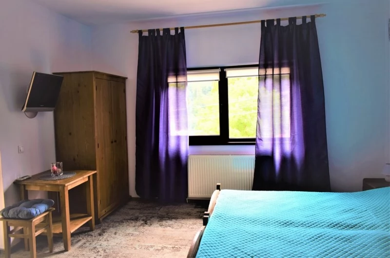 Băile Tușnad Cazare | Motel (K1291-11) Imaginea poate fi supusă drepturilor de autor. Se recomandă contactarea titularului drepturilor.
