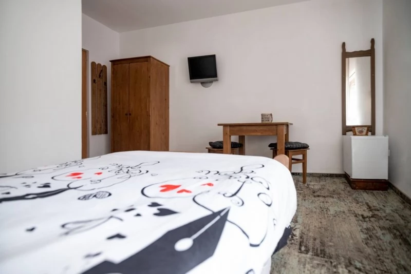 Băile Tușnad Cazare | Motel (K1291-13) Imaginea poate fi supusă drepturilor de autor. Se recomandă contactarea titularului drepturilor.