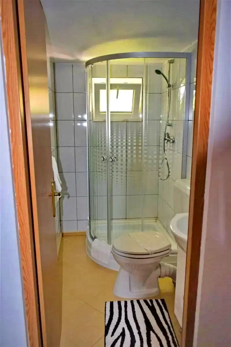 Tusnádfürdő Szállás | Motel (K1291-32) A kép szerzői jogvédelem alatt állhat. Javasolt a kapcsolatfelvétel a jog tulajdonossal.