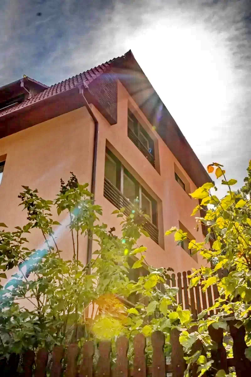 Băile Tușnad Cazare | Pensiune (K1291-58) Imaginea poate fi supusă drepturilor de autor. Se recomandă contactarea titularului drepturilor.