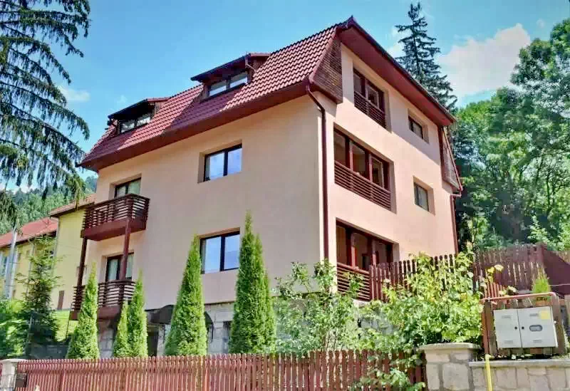 Băile Tușnad Cazare | Motel (K1291-59) Imaginea poate fi supusă drepturilor de autor. Se recomandă contactarea titularului drepturilor.